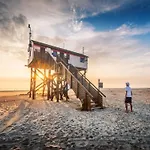 Semi-detached House In St Peter-ording Апартаменты Bohl