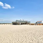 Semi-detached House In St Peter-ording Апартаменты *
