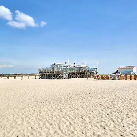 Semi-detached House In St Peter-ording 아파트 *