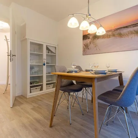 Semi-detached House In St Peter-ording 아파트 Böhl